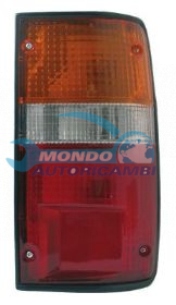 FANALE POSTERIORE SINISTRO TOYOTA HILUX PICK UP 4WD PICK UP LN105 ANNO 89 -
