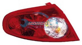 GRUPPO OTTICO POSTERIORE DX ESTERNO DAEWOO LACETTI ANNO 04-04 -
